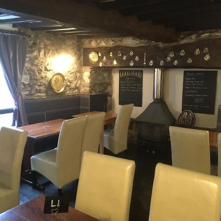 The New Inn Oswestry Buitenkant foto
